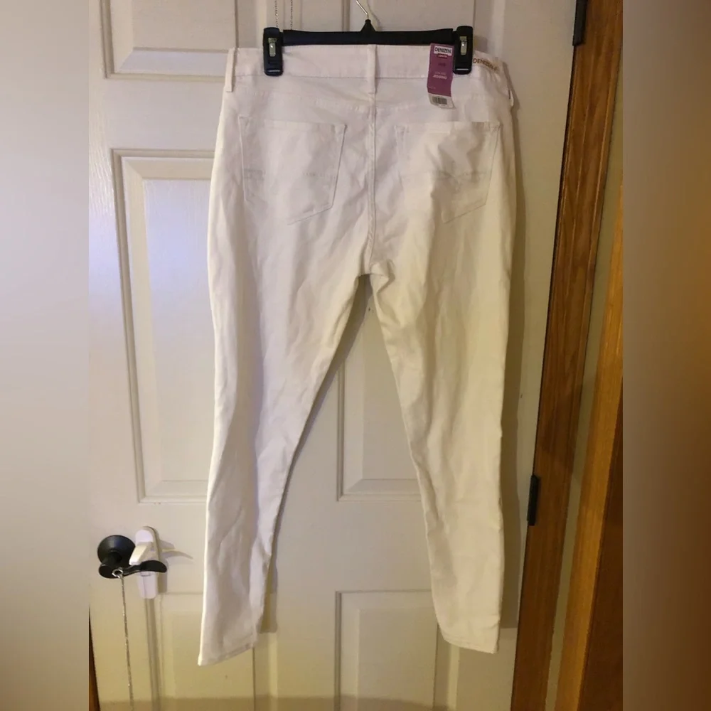 Junior Denim Jeggings by DENIZEN from Levi’s low-rise jeggings  Size 14/15 - Picture 7 of 15